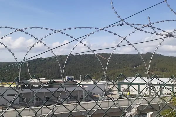 Akademi Ümraniye Parseller Yüzme Havuzu - Resim 6