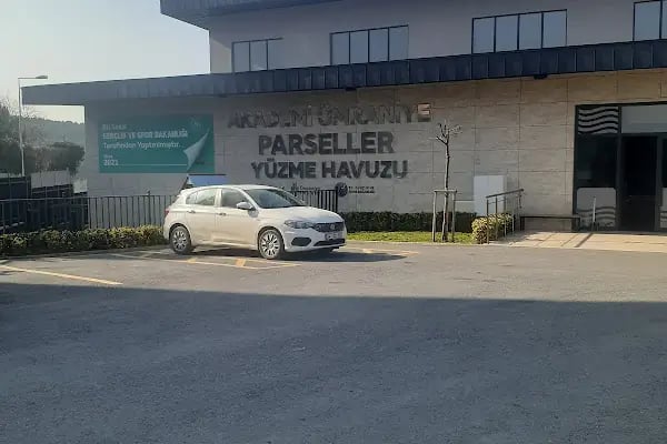 Akademi Ümraniye Parseller Yüzme Havuzu - Resim 15
