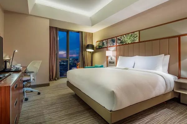 Hilton Garden Inn Istanbul Ataturk Airport - Resim 2
