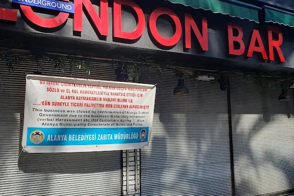 London Bar - Resim 5