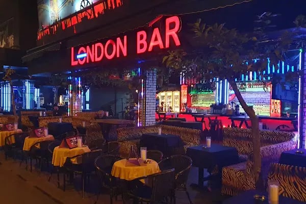 London Bar - Resim 12