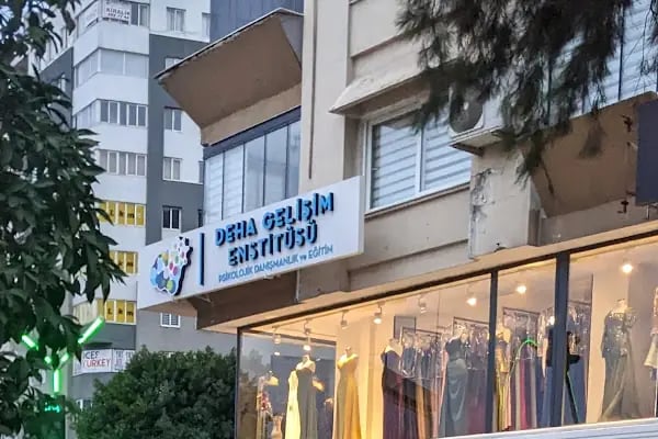 Deha Gelişim Enstitüsü - Resim 12