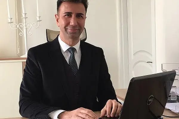 Uzm. Dr. HÜSEYİN ÇİÇEK - Ankara Ozon Tedavisi - Mezoterapi - Akupunktur - Hacamat - Resim 2