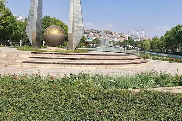 Ulus İlk Meclis Anadolu İmam Hatip Okulu - Resim 3