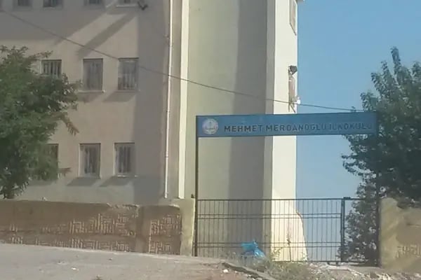 Mehmet Merdanoğlu İlkokulu - Resim 2