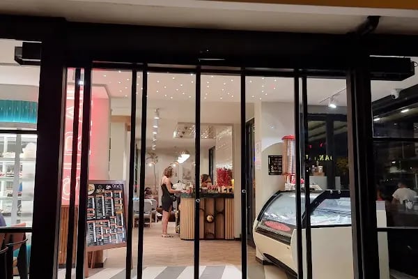 Şıralı Patisserie - Resim 13
