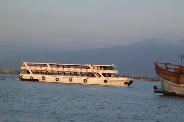 tunç aş /bir salaş tekne - Resim 2