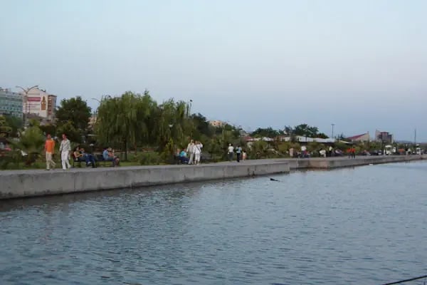 tunç aş /bir salaş tekne - Resim 9