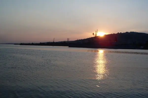 tunç aş /bir salaş tekne - Resim 8
