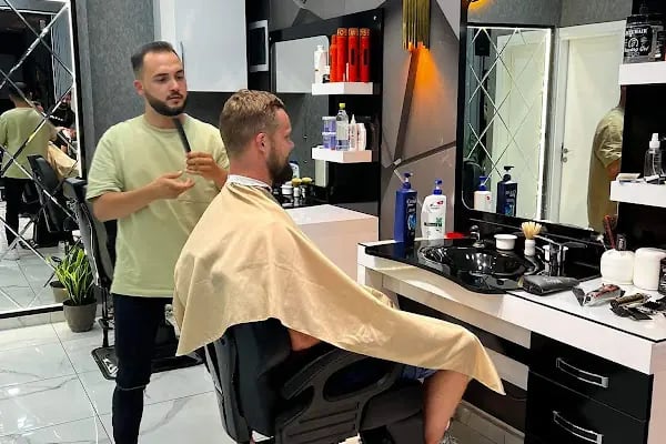 Kuaför - Kerim Güven Barber Club - Resim 13