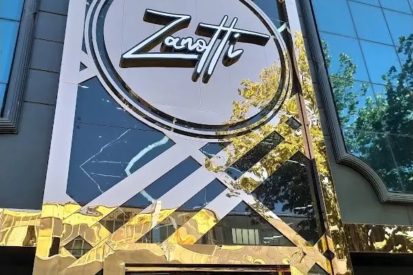 Zanotti Luxury Furniture - Resim 3