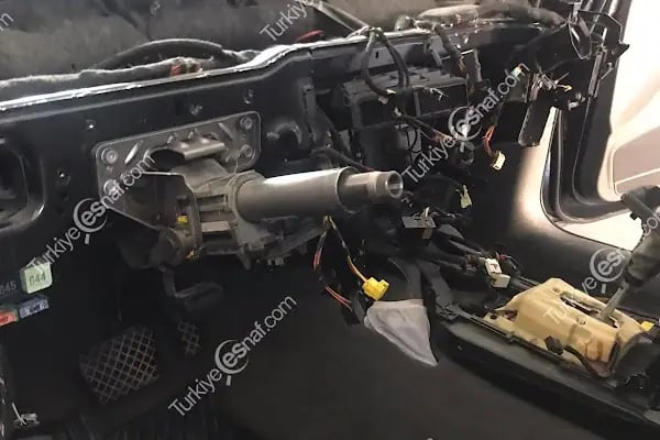 ANAMUR VOLKSWAGEN AUDİ SEAT SKODA OTO TAMİR - Resim 12