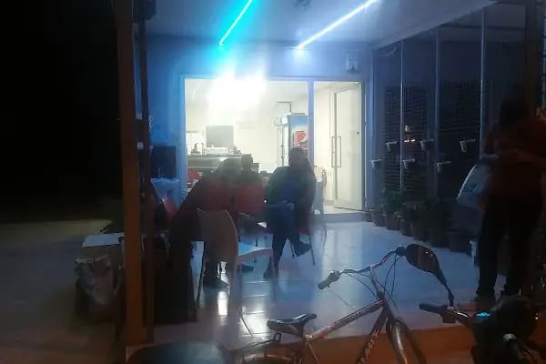 Reis Cafe - Resim 14