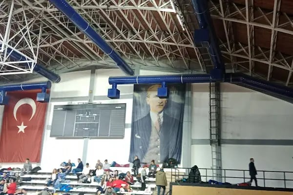 Lütfü Yaman Spor Salonu - Resim 5