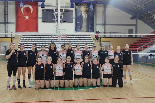 Lütfü Yaman Spor Salonu - Resim 3