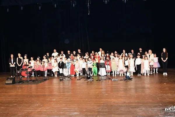 Güneş Sanat Akademisi - Yıldırım Bayrampaşa - Resim 1