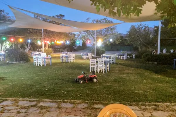 OUR GARDEN RESTAURANT - Resim 6