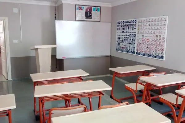 Özel Ünal Işık Sürücü Kursu &amp; Psikoteknik Adana - Resim 19