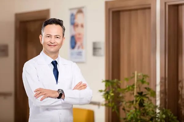 Dr ilker Biçer Göz Hastalıkları Uzmanı - Resim 2