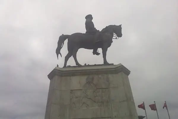 Ulus Vergi Dairesi - Resim 9