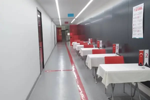 Türk Kızılayı Çapa Kan Bağışı Merkezi - Resim 4