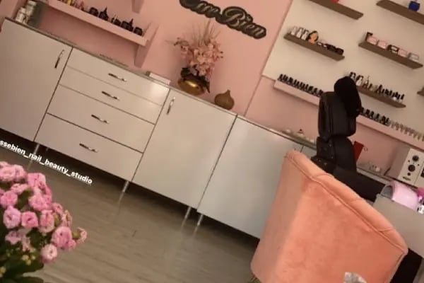 Esse Bien Nail And Beauty Studio - Resim 12