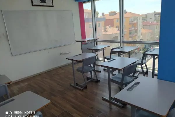Sekiz Oniki Kurs Merkezi Çerkezköy Şb - Resim 5