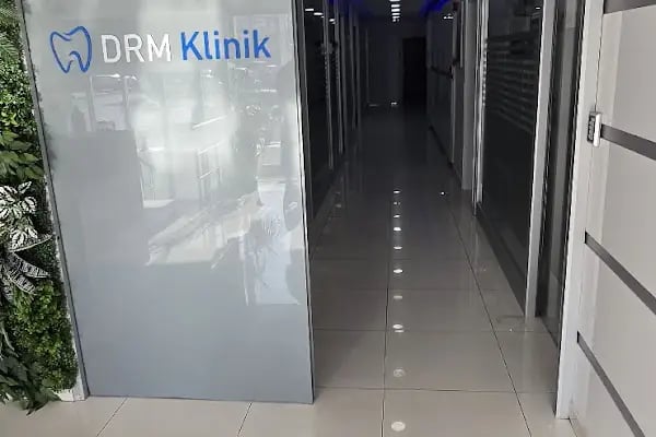 Özel DR.MR Klinik Ağız ve Diş Sağlığı Polikliniği - Halkalı Merkez - Resim 16