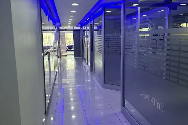 Özel DR.MR Klinik Ağız ve Diş Sağlığı Polikliniği - Halkalı Merkez - Resim 1