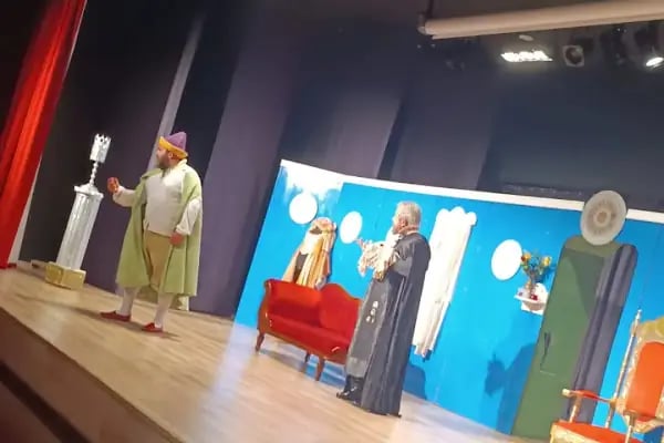 T.C. Bahçelievler Belediyesi Akif Emre Kültür Merkezi - Resim 10