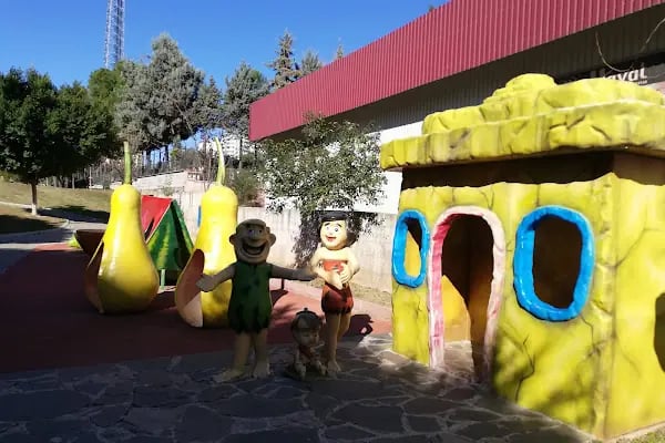 Mavi Çocuk Utku Yücel Çocuk Parkı - Resim 10
