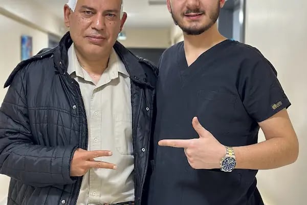 Esteweal Hair Clinic Saç Ekimi - Resim 16