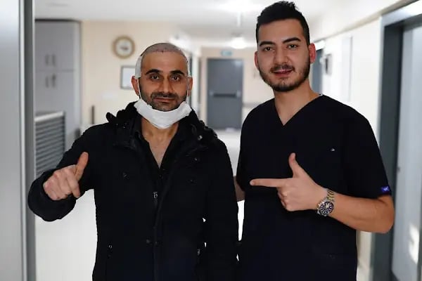 Esteweal Hair Clinic Saç Ekimi - Resim 13