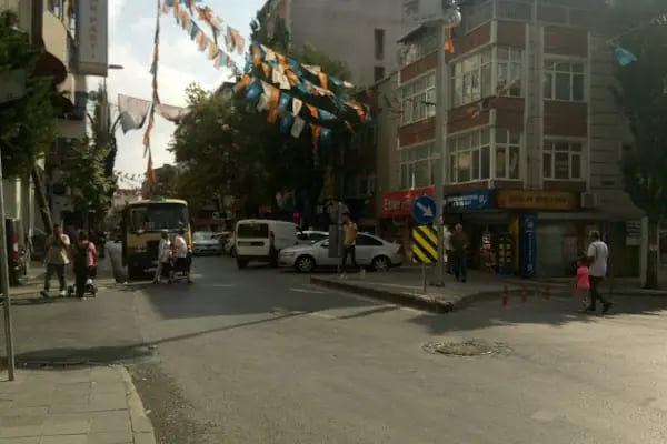 Türkiye Finans Bağcılar Şubesi - Resim 5