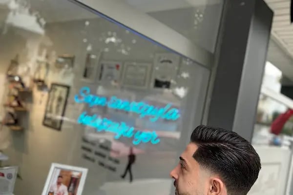 Öğünmez Luxury Hair Salon - Resim 14