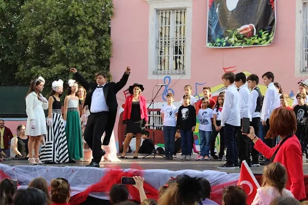 Izmir-Karabağlar Fevzi Çakmak Ortaokulu - Resim 7