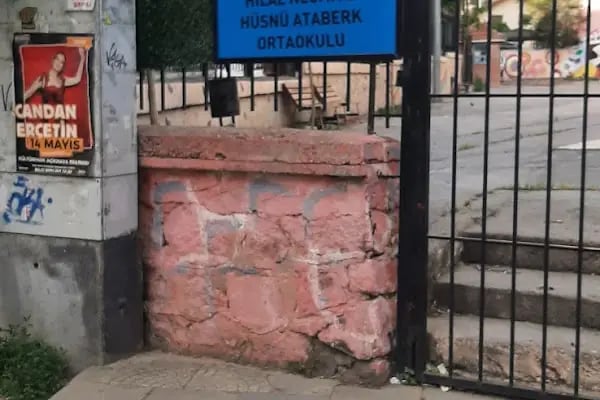 Izmir-Karabağlar Fevzi Çakmak Ortaokulu - Resim 20