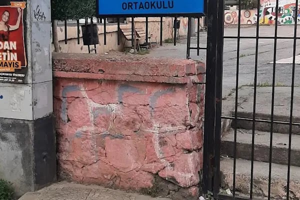 Izmir-Karabağlar Fevzi Çakmak Ortaokulu - Resim 5
