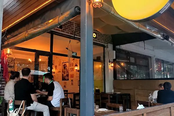 Meyland Gourmet Wine &amp; Deli - Resim 16