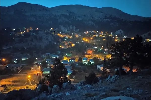 Şahin Tepesi Kahvaltı ve Restourant &amp; Bungalov evleri - Resim 20