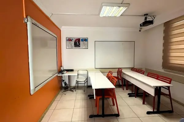 Diamond Yabancı Dil Kursu - Resim 17