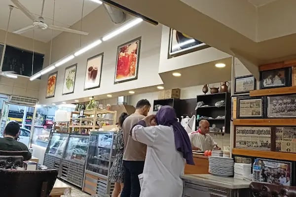 Meşhur Yeni Cami Islama Köftecisi - Resim 14