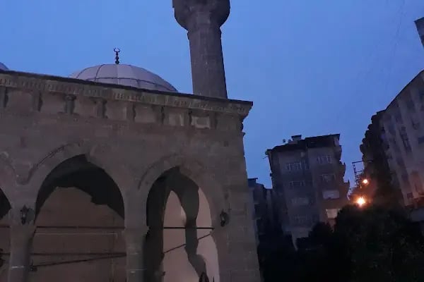 Akçaabat Hakkı Zeki Başaran Öğretmenevi ve ASO - Resim 16