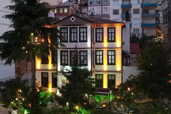 Akçaabat Hakkı Zeki Başaran Öğretmenevi ve ASO - Resim 1