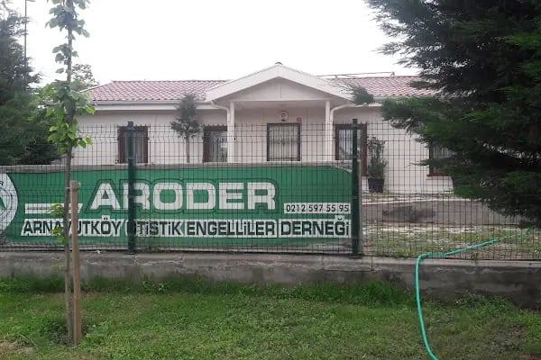 ARNAVUTKÖY OTİSTİK ENGELLİLER DERNEĞİ BİNASI - Resim 5