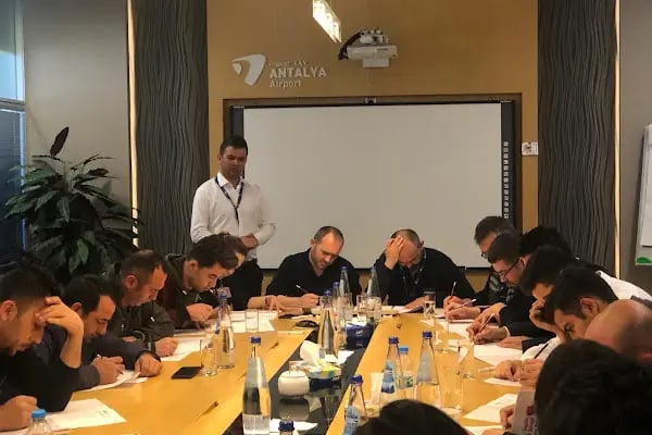 Özel Antalya Dil Okulu - Resim 2