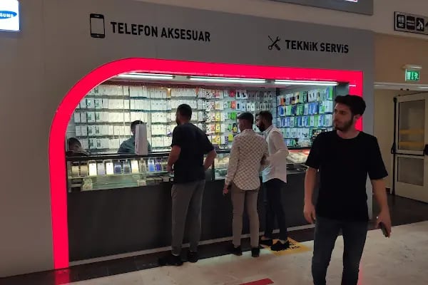 Tamirane Cep Telefonu Tamiri Servisi Real M1 Şubesi - Resim 13