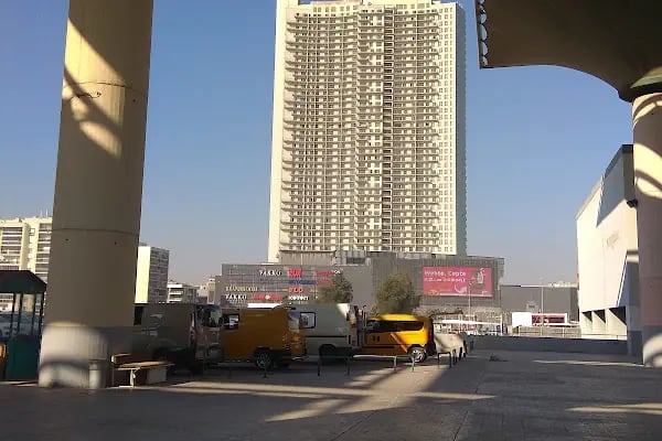 İzotaş - İzmir Şehirlerarası Otobüs Terminali - Resim 12