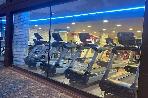 GLORY GYM - Resim 4