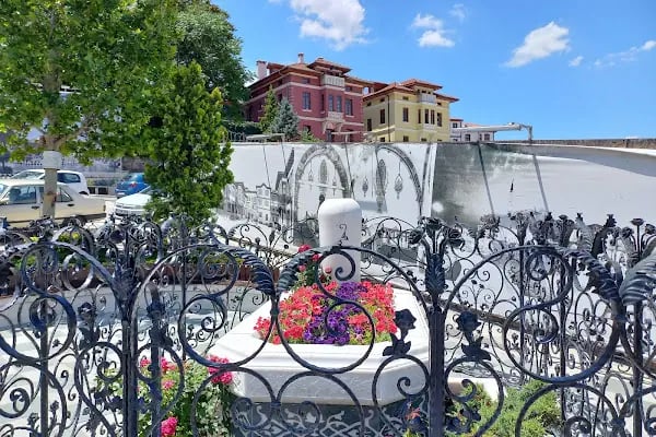 Gül Baba Türbesi - Resim 9